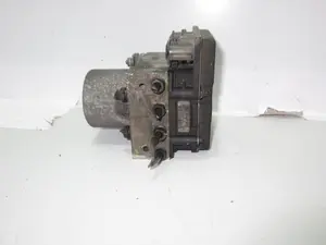 Foto de ABS NISSAN PRIMERA BERLINA (P12) 1.9 16V Turbodiesel CAT (120 CV / 88 KW) referencia 0265234146 foto 7