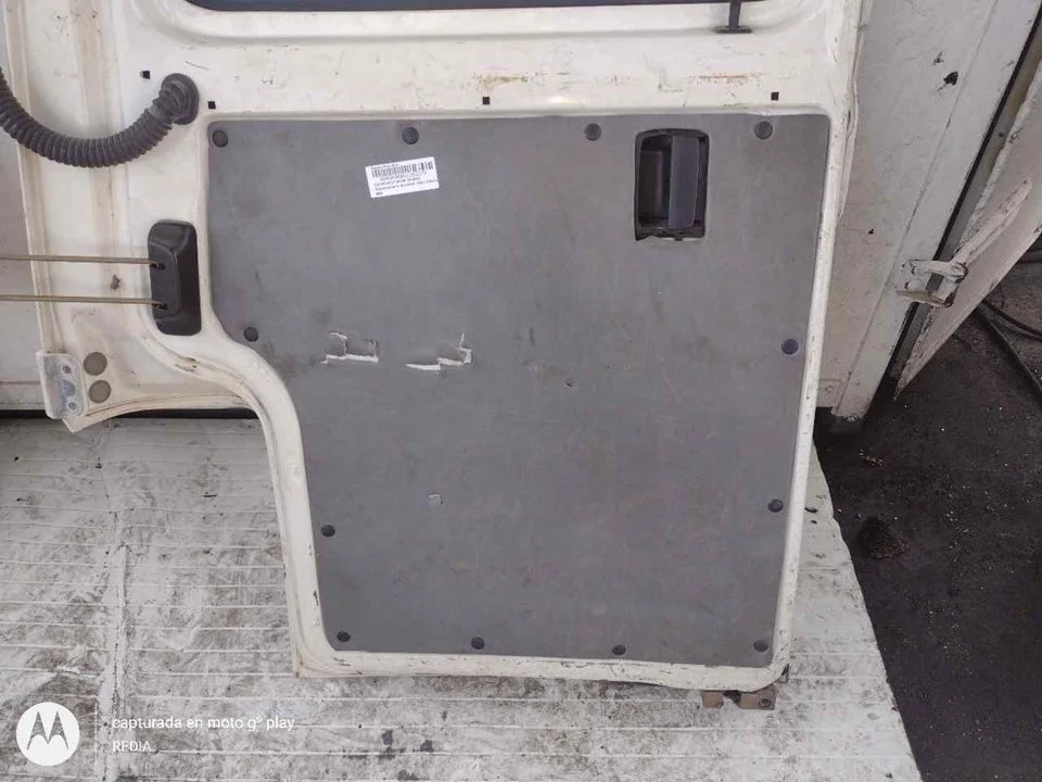 Foto de GUARNECIDO PORTON TRASERO VOLKSWAGEN T4 TRANSPORTER BUS 1.9 Turbodiesel CAT (ABL) (68 CV / 50 KW)