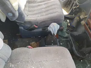 Foto de ENGANCHE CINTURON DELANTERO IZQUIERDO CHRYSLER VOYAGER GS 2.5 Turbodiesel (116 CV / 85 KW)