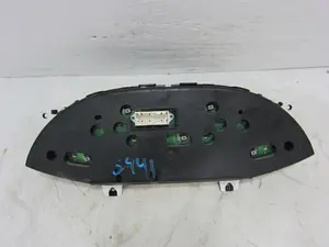 Foto de CUADRO INSTRUMENTOS FORD FOCUS BERLINA (CAK) 1.8 16V CAT (116 CV / 85 KW) referencia 98AP10841BC foto 3