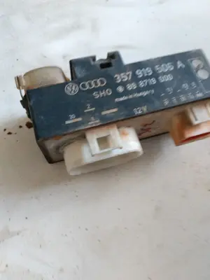 Foto de CAJA PRECALENTAMIENTO VOLKSWAGEN GOLF III (1H1)(11.1991) 1.9 TDI (110 CV / 81 KW) referencia 357919506A