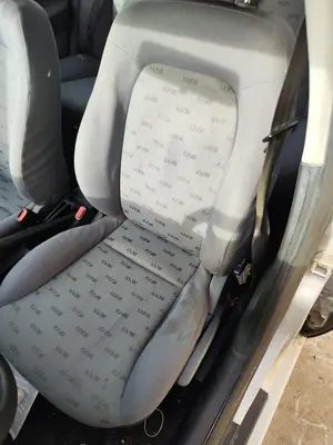Foto de ASIENTO DELANTERO IZQUIERDO SEAT LEON (1M1) 1.6 (101 CV / 74 KW) foto 2