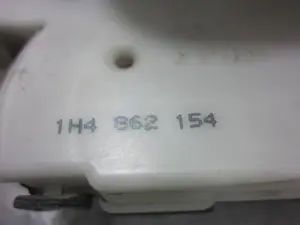 Foto de CERRADURA PUERTA TRASERA DERECHA VOLKSWAGEN GOLF III (1H1)(11.1991) 2.0 (116 CV / 85 KW) referencia 1H4862154 foto 6