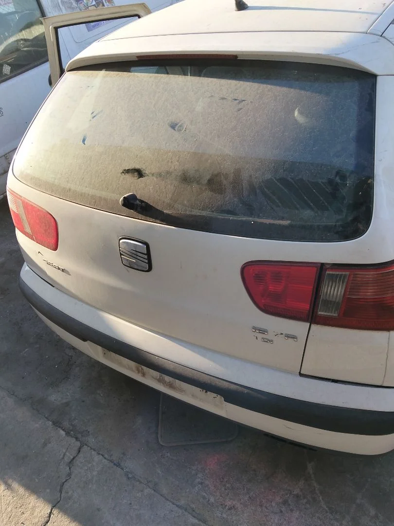 Foto de PORTON TRASERO SEAT IBIZA (6K1) 1.9 TDI (90 CV / 66 KW) referencia 6K6827025D