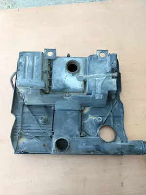 Foto de TAPA MOTOR SEAT IBIZA (6K1) referencia 030129607BA foto 2