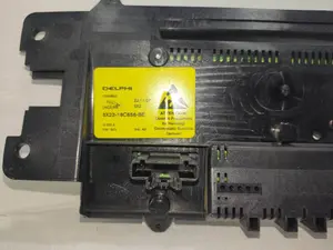 Foto de MANDO MULTIFUNCION JAGUAR XF 2.7 V6 Diesel CAT (207 CV / 152 KW) referencia 8X2318C858BE foto 4