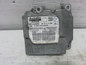 Foto de CENTRALITA AIRBAG PEUGEOT 407 2.0 16V HDi FAP CAT (RHR / DW10BTED4) (136 CV / 100 KW) referencia 9655880880 foto 1