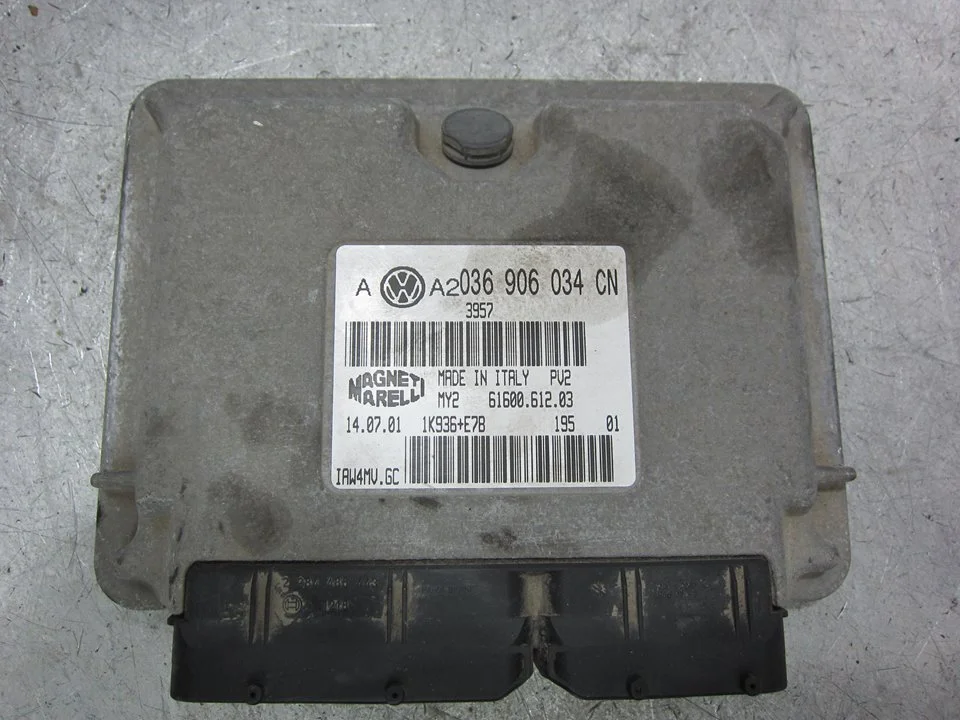 Foto de CENTRALITA MOTOR UCE VOLKSWAGEN GOLF IV BERLINA (1J1)(10.1997) 1.6 16V (105 CV / 77 KW) referencia A2036906034CN