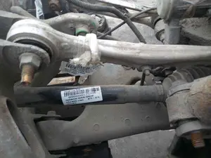 Foto de BRAZO SUSPENSION INFERIOR TRASERO DERECHO TESLA MODEL S eléctrico 270 kW (367 CV / 270 KW) foto 3