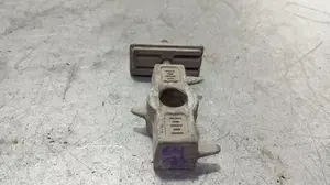 Foto de NO IDENTIFICADO HONDA CBR 600 F / CBR 600 RR 598 cm3 - 68 kW (92 CV / 68 KW) referencia 52120-KV0-700 foto 3