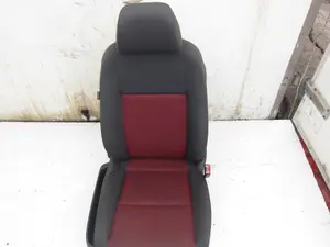 Foto de JUEGO ASIENTOS COMPLETO VOLKSWAGEN GOLF PLUS V (5M1) 1.6 (102 CV / 75 KW) referencia 1K4881105LE foto 7