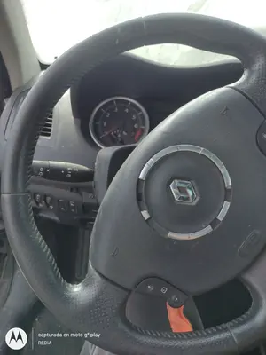 Foto de VOLANTE RENAULT MEGANE II COUPE/CABRIO 1.6 16V (112 CV / 82 KW)