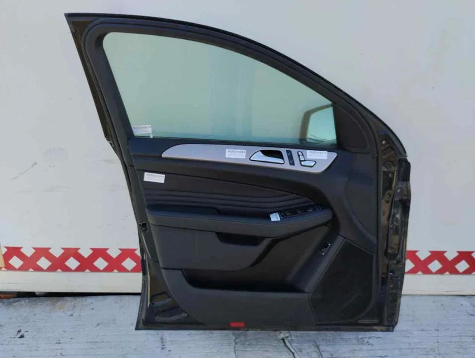 Foto de PUERTA DELANTERA IZQUIERDA MERCEDES-BENZ CLASE GLE (BM 292) COUPE 3.0 CDI CAT (258 CV / 190 KW)