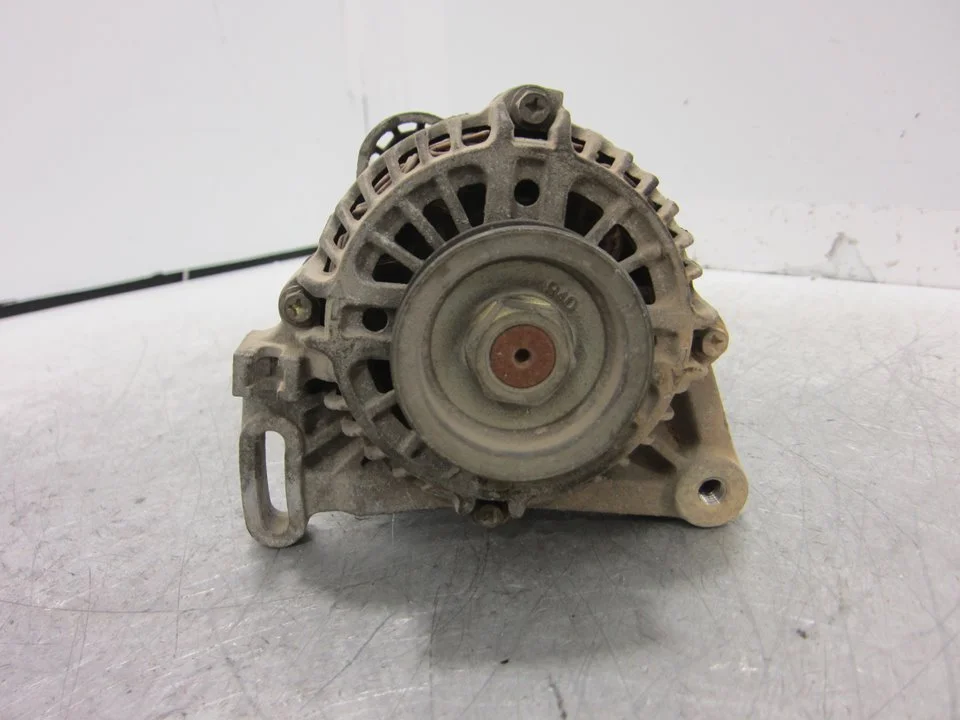 Foto de ALTERNADOR RENAULT CLIO II FASE II (B/CB0) 1.2 (58 CV / 43 KW) referencia 8200065730