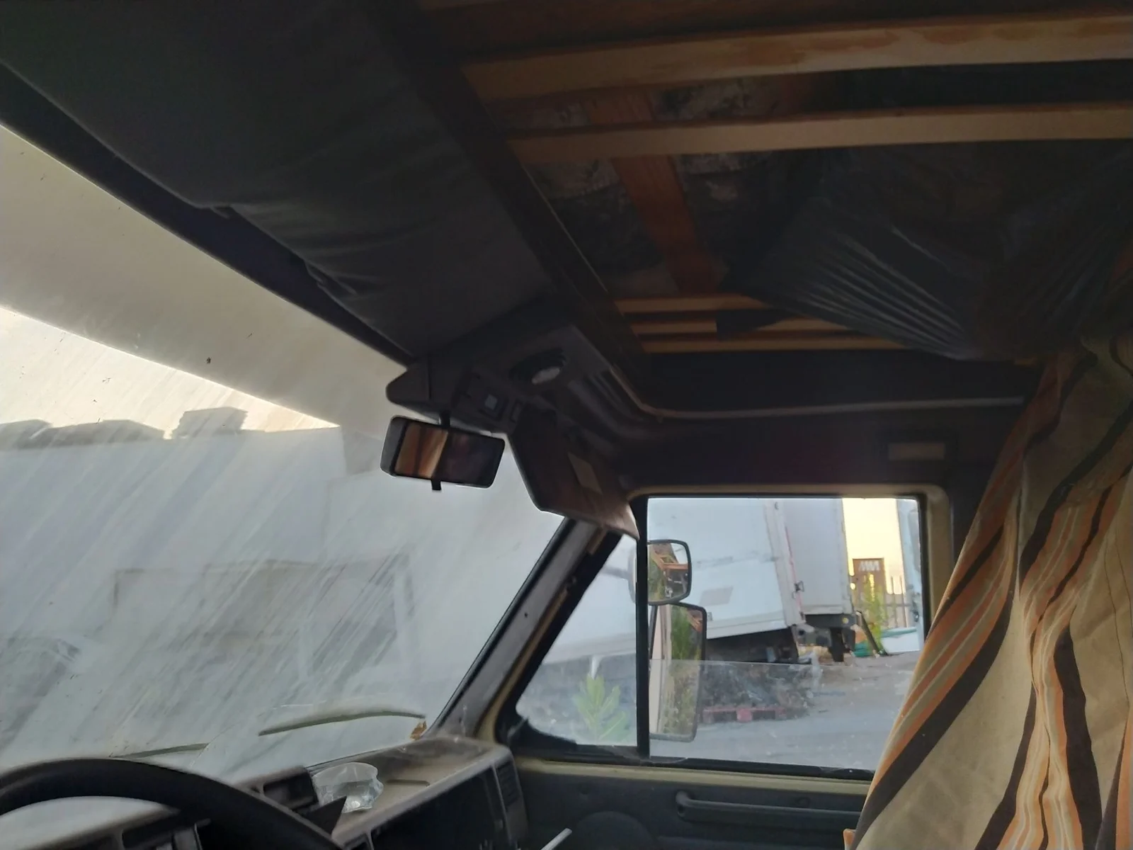 Foto de RETROVISOR INTERIOR FIAT DUCATO I BUS 2.5 Turbodiesel (92 CV / 68 KW)