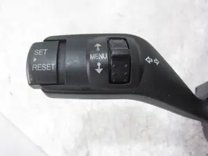 Foto de MANDO MULTIFUNCION FORD FOCUS C-MAX (CAP)(2003) 1.8 TDCi Turbodiesel CAT (116 CV / 85 KW) referencia 13N064 foto 8