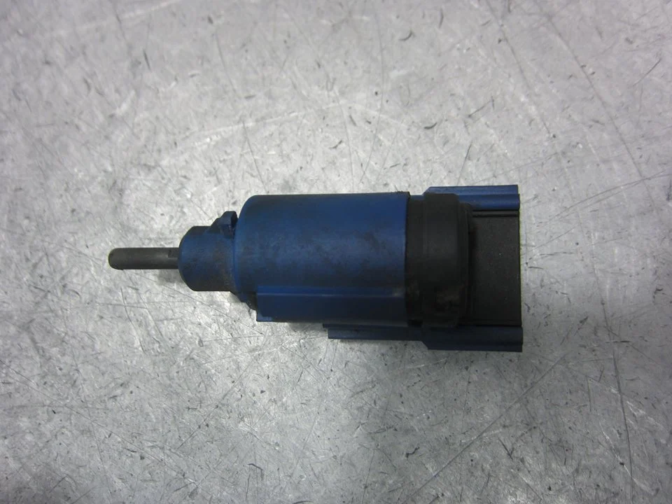 Foto de INTERRUPTOR VOLKSWAGEN GOLF IV BERLINA (1J1)(10.1997) 1.6 16V (105 CV / 77 KW) referencia 1J0927189