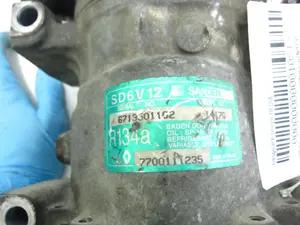 Foto de COMPRESOR AIRE ACONDICIONADO RENAULT CLIO II FASE I (B/CB0) referencia 7700111235 foto 4