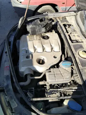Foto de MOTOR ARRANQUE AUDI A4 BERLINA (B5) 1.9 TDI (110 CV / 81 KW) referencia 068911024F foto 4