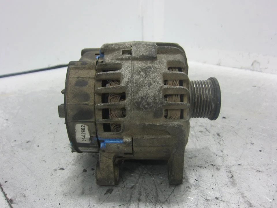 Foto de ALTERNADOR RENAULT TRAFIC III FURGÓN referencia LRA03036