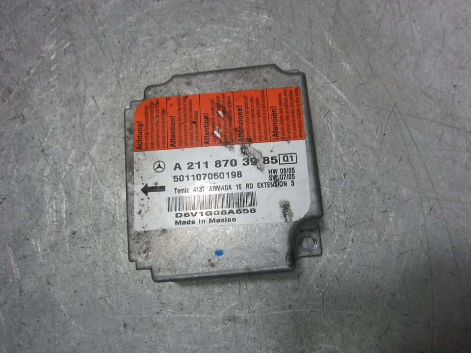 Foto de CENTRALITA AIRBAG MERCEDES-BENZ CLS (BM 219) 5.0 V8 24V CAT (306 CV / 225 KW) referencia A2118703985