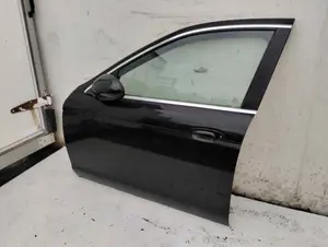 Foto de PUERTA DELANTERA IZQUIERDA JAGUAR S-TYPE (03.1999) 3.0 V6 24V CAT (238 CV / 175 KW)