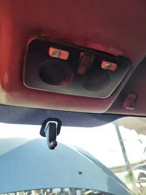 Foto de LUZ INTERIOR ALFA ROMEO 147 (190) 1.9 JTD CAT (110 CV / 81 KW)