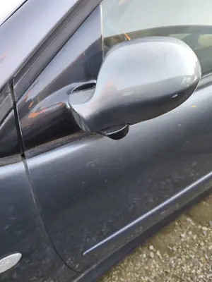 Foto de RETROVISOR IZQUIERDO CITROEN C5 BERLINA 2.0 HDi (109 CV / 80 KW)