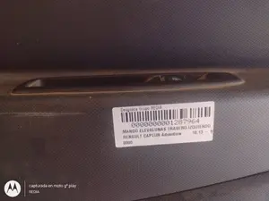 Foto de MANDO ELEVALUNAS TRASERO IZQUIERDO RENAULT CAPTUR I 1.5 dCi Diesel FAP Energy (90 CV / 66 KW) referencia 829614619R foto 4
