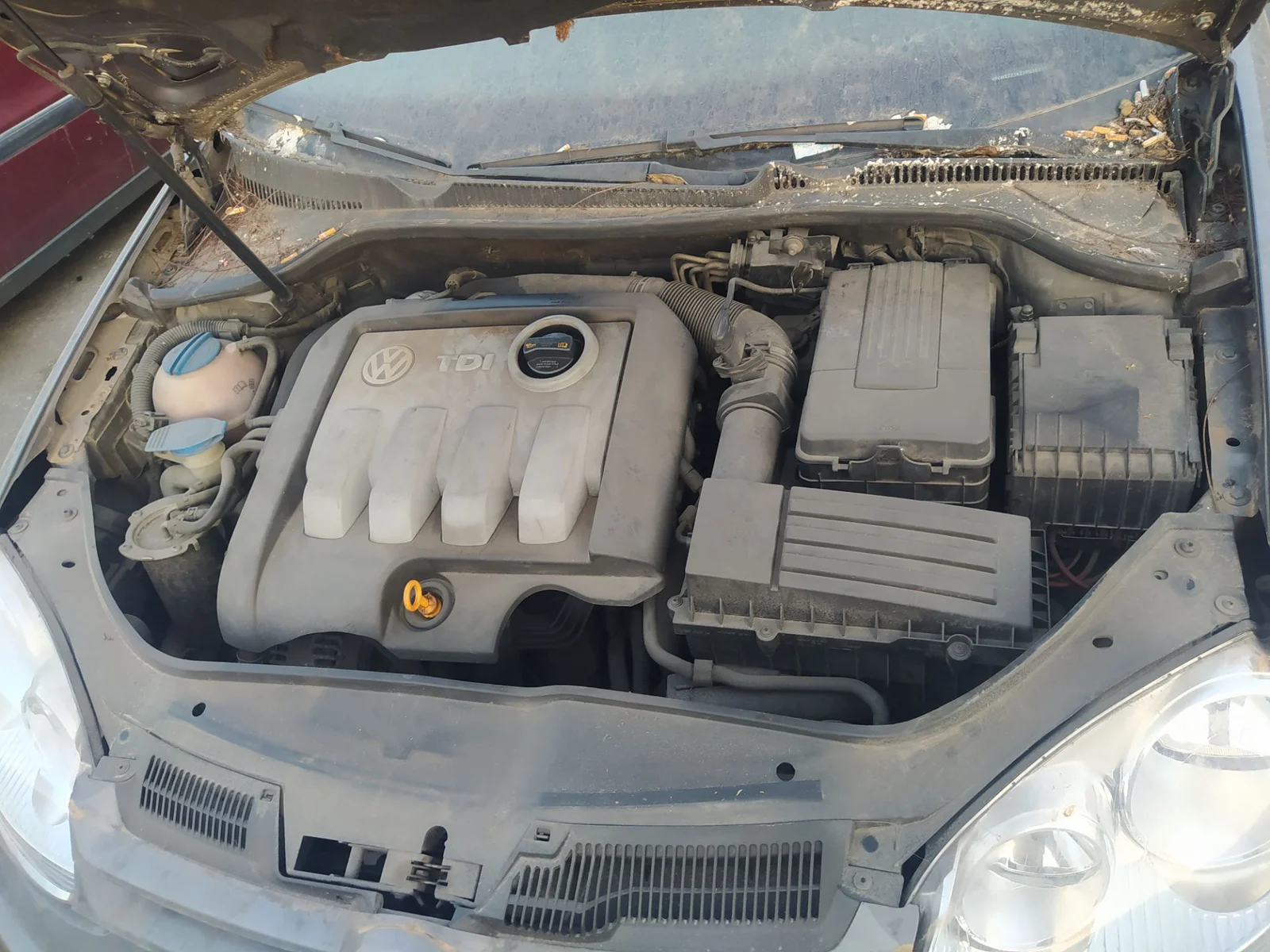 Foto de PANEL FRONTAL VOLKSWAGEN GOLF V (1K1)(10.2003) 1.9 TDI (105 CV / 77 KW)