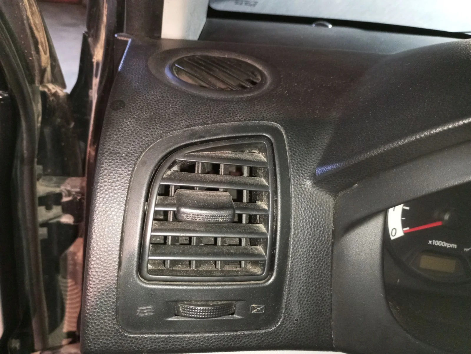 Foto de NO IDENTIFICADO KIA PICANTO (SA) 1.1 CAT (65 CV / 48 KW) referencia 9746007000