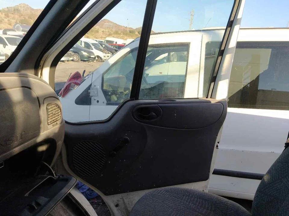 Foto de GUARNECIDO PUERTA DELANTERA DERECHA FORD TRANSIT CAJA ABIERTA (FY) 2.4 TDE CAT (120 CV / 88 KW) referencia 4411604