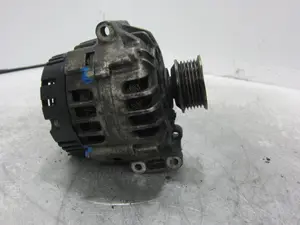Foto de ALTERNADOR RENAULT SCENIC RX4 (JA0) 2.0 16V (139 CV / 102 KW) referencia 8200030635 foto 4