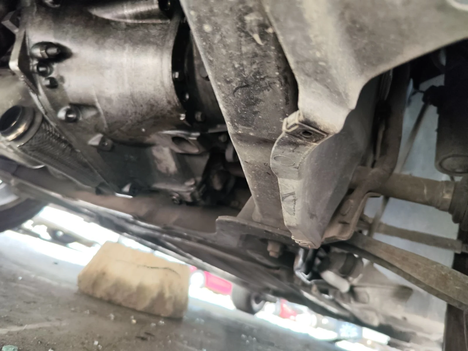 Foto de EJE DELANTERO / CUNA MOTOR CITROEN C4 BERLINA 1.6 16V HDi (90 CV / 66 KW) referencia 9833289680