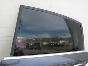 Foto de LUNA TRASERA IZQUIERDA AUDI A6 BERLINA (4F2) 4.2 V8 40V (335 CV / 246 KW) referencia 43R00081