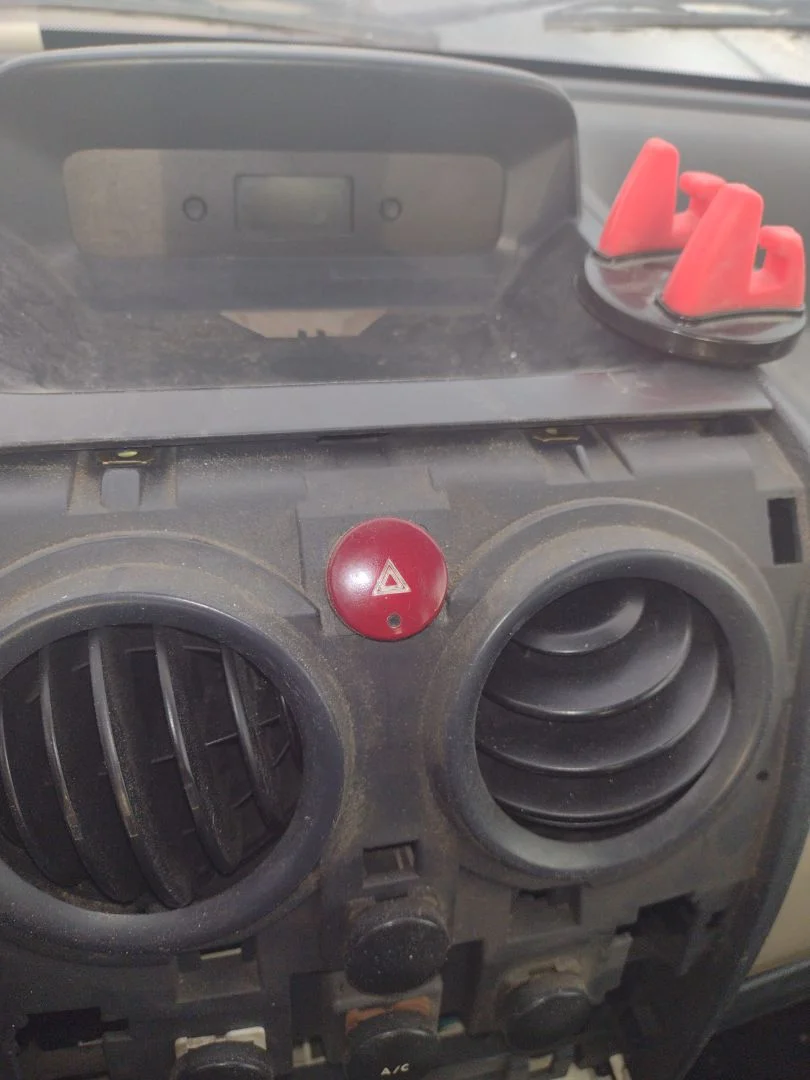 Foto de WARNING PEUGEOT PARTNER (S2) 1.9 Diesel (69 CV / 51 KW)