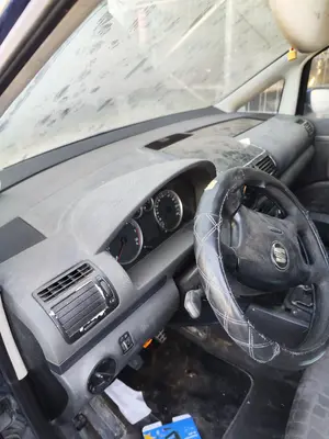 Foto de SALPICADERO SEAT ALHAMBRA (7V9) 1.9 TDI (116 CV / 85 KW)