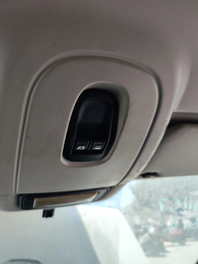Foto de MANDO ELEVALUNAS DELANTERO IZQUIERDO FIAT I SCUDO (222) 2.0 JTD CAT (94 CV / 69 KW)