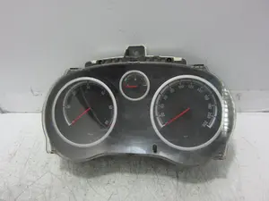 Foto de CUADRO INSTRUMENTOS OPEL CORSA D 1.3 16V CDTI (75 CV / 55 KW) referencia 1303304