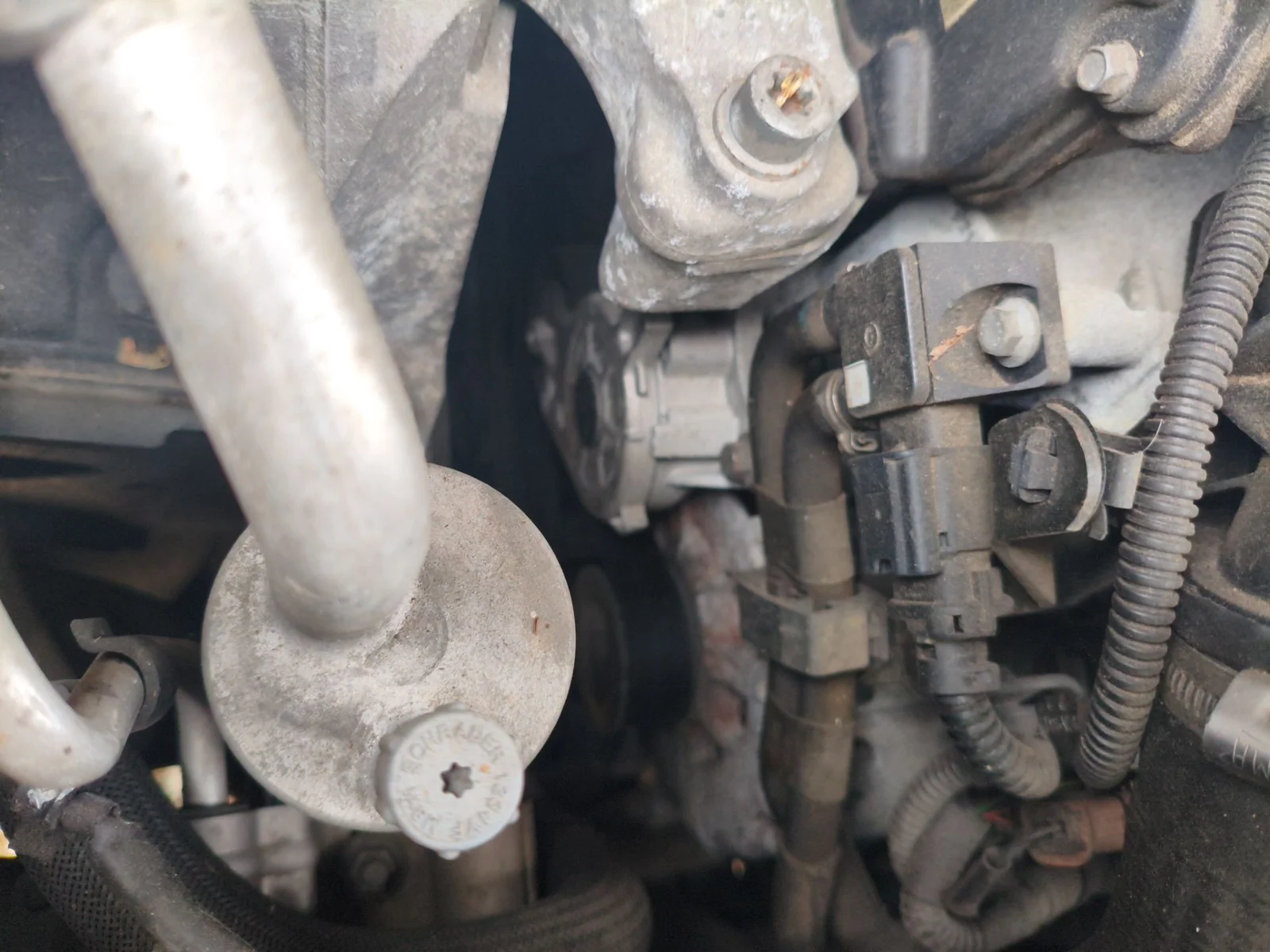 Foto de ALTERNADOR CITROEN C4 PICASSO/SPACETOURER 1.6 HDi FAP (92 CV / 68 KW) referencia 9803750980
