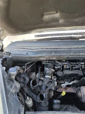 Foto de BRAZO LIMPIA DELANTERO DERECHO CITROEN GRAND C4 PICASSO 1.6 16V HDi FAP (109 CV / 80 KW)