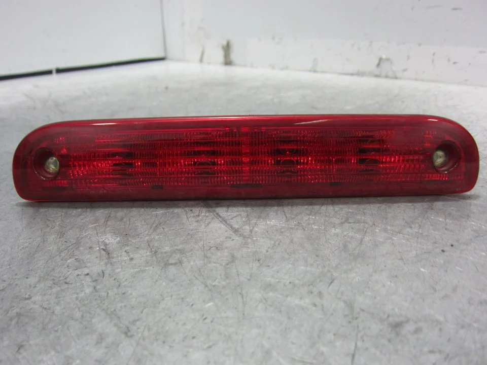 Foto de LUZ CENTRAL DE FRENO CITROEN JUMPER KASTEN 2.2 Blue-HDI FAP CAT (2184 cm3) (140 CV / 103 KW) referencia 1340670080