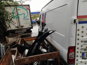 Foto de BRAZO SUSPENSION TRASERO IZQUIERDO FORD TRANSIT FURGÓN (TT9) 2.4 TDCi CAT (101 CV / 74 KW)