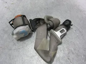 Foto de CINTURON SEGURIDAD TRASERO DERECHO HONDA CR-V (RD8) 2.0 VTEC CAT (150 CV / 110 KW) referencia N1974 foto 3