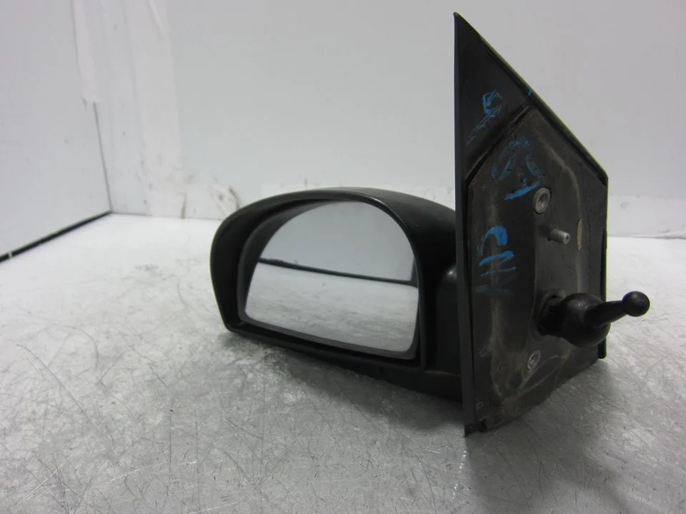 Foto de RETROVISOR IZQUIERDO HYUNDAI GETZ (TB) 1.1 12V CAT (63 CV / 46 KW) referencia E4012190
