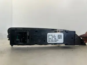 Foto de INTERRUPTOR BMW SERIE 1 BERLINA (F40) referencia 939170501 foto 4