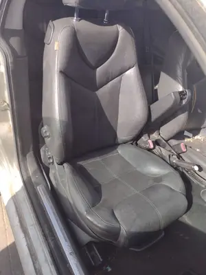 Foto de ASIENTO DELANTERO DERECHO ALFA ROMEO GT (125) 1.9 JTD (M) 16V CAT (150 CV / 110 KW)