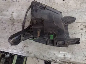 Foto de FARO ANTINIEBLA DERECHO PEUGEOT 407 2.0 16V HDi FAP CAT (RHR / DW10BTED4) (136 CV / 100 KW) referencia 4216074 foto 3