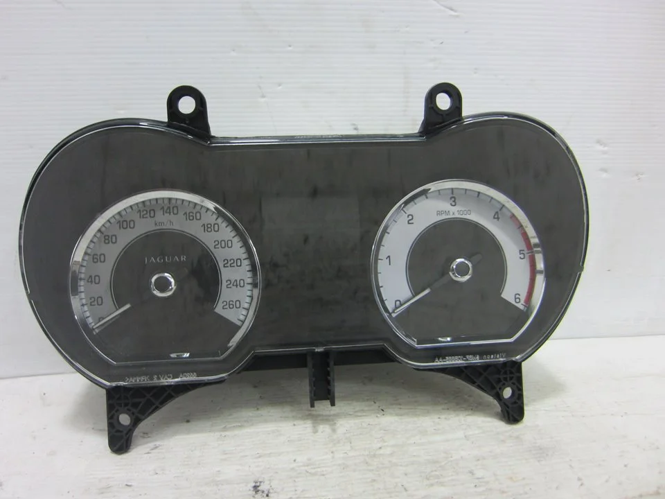 Foto de CUADRO INSTRUMENTOS JAGUAR XF 2.7 V6 Diesel CAT (207 CV / 152 KW) referencia 8X2310849KL