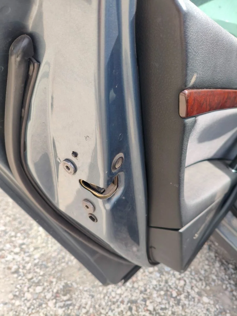 Foto de CERRADURA PUERTA TRASERA IZQUIERDA PEUGEOT 407 SW 2.0 16V HDi FAP CAT (RHR / DW10BTED4) (136 CV / 100 KW)